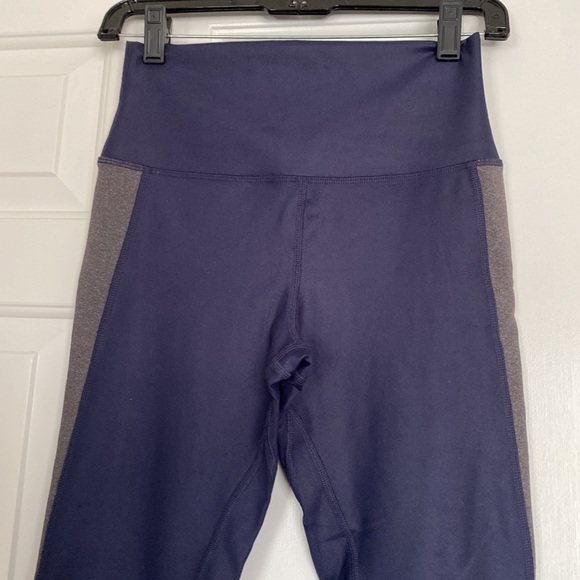 Alo navy blue leggings - Picture 2 of 6